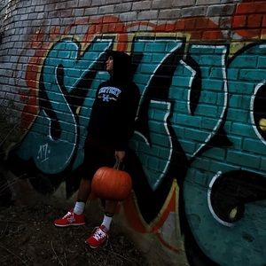 Meet your Posher, Christian